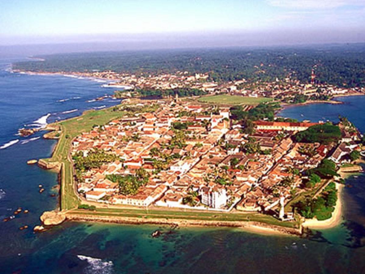 Ocean Gate Hotel Galle Bagian luar foto